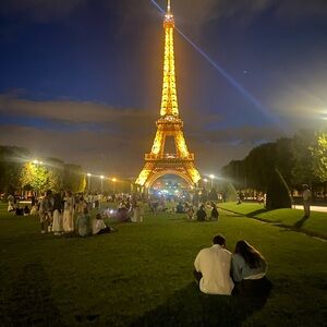 Meet your Posher, Desiree